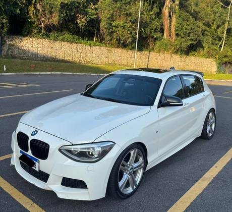 BMW 125i 2.0 M SPORT 16V FLEX 4P AUTOMÁTICO BMW 125i 2.0 M SPORT 16V FLEX 4P AUTOMÁTICO